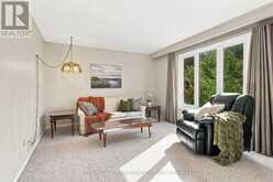90 PRINGLE AVENUE | Markham Ontario | Slide Image Eleven