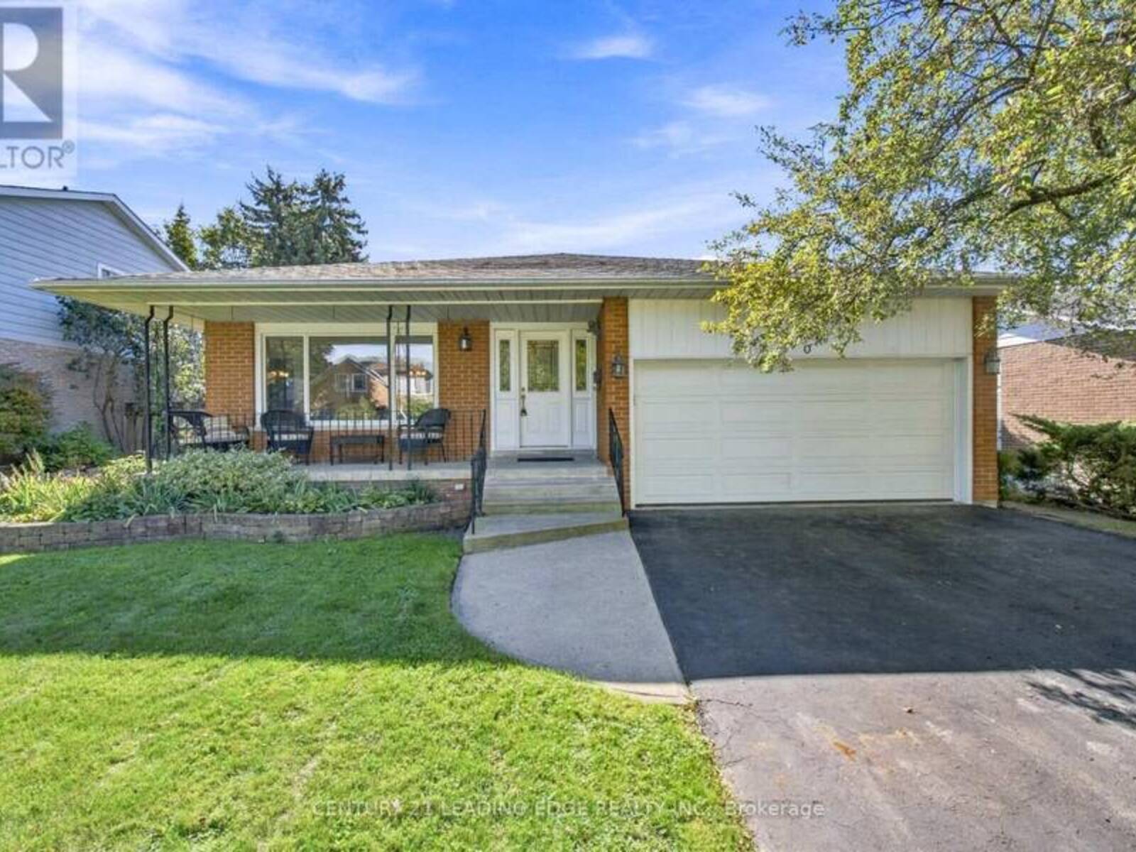 90 PRINGLE AVENUE, Markham, Ontario L3P 3L3