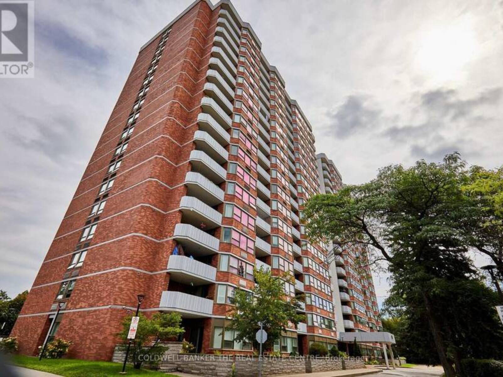 202 - 121 LING ROAD, Toronto, Ontario M1E 4Y2