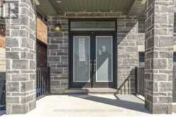 172 FRANKLIN TRAIL | Barrie Ontario | Slide Image Three