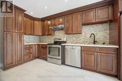 77 ARTHURS CRESCENT | Brampton Ontario | Slide Image Twelve