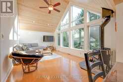 1216 MIRIAM DRIVE | Bracebridge Ontario | Slide Image Ten
