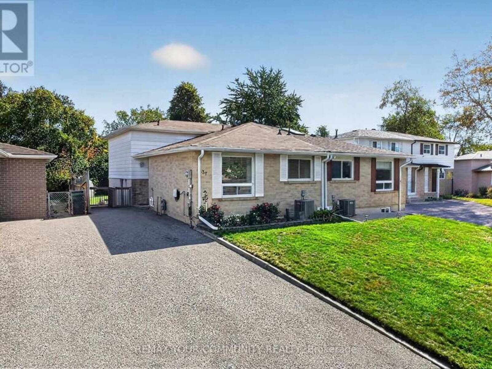 37 COXWORTH CRESCENT, Toronto, Ontario M1B 1E2