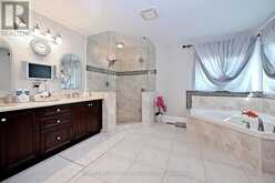 59 VITLOR DRIVE | Richmond Hill Ontario | Slide Image Twenty-seven