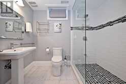 59 VITLOR DRIVE | Richmond Hill Ontario | Slide Image Thirty-nine