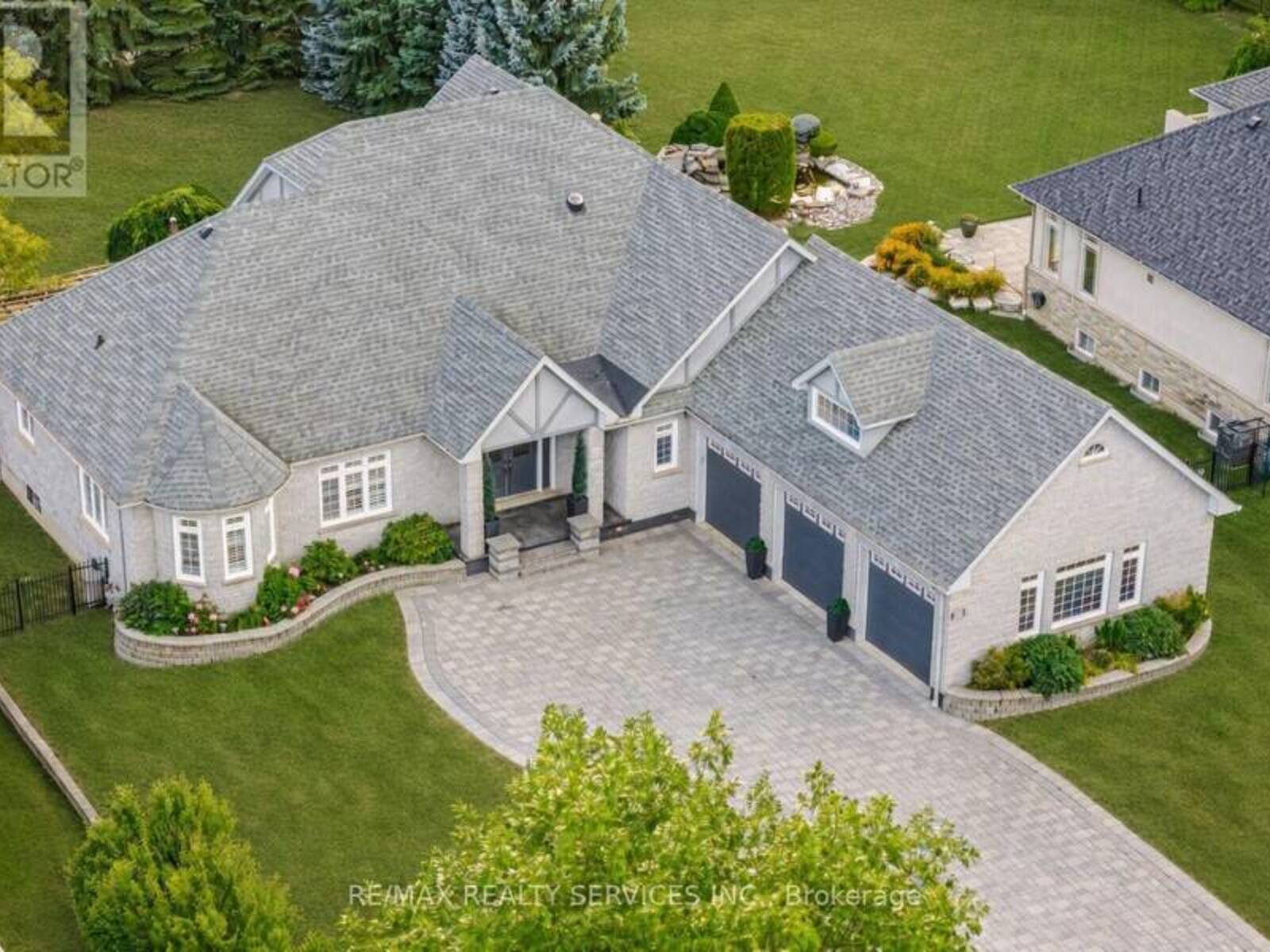 8910 CREDITVIEW ROAD, Brampton, Ontario L6Y 0G4