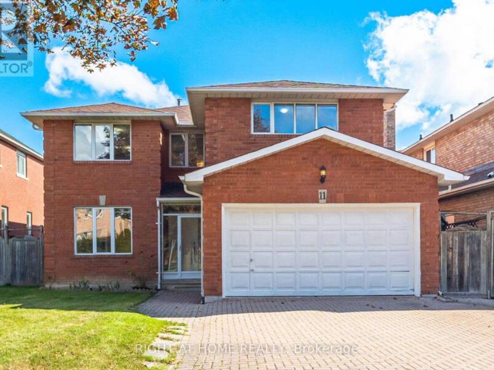11 LYNDA MCNEIL PLACE, Markham, Ontario L3S 3E4