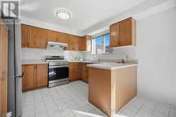 11 LYNDA MCNEIL PLACE | Markham Ontario | Slide Image Twelve