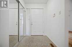 11 LYNDA MCNEIL PLACE | Markham Ontario | Slide Image Four