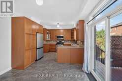209 WOODSPRING AVENUE | Newmarket Ontario | Slide Image Thirteen