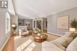 209 WOODSPRING AVENUE | Newmarket Ontario | Slide Image Seven