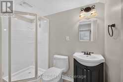 209 WOODSPRING AVENUE | Newmarket Ontario | Slide Image Forty-seven