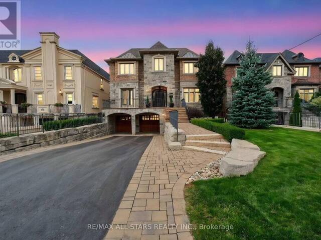 126 HILLVIEW ROAD Aurora Ontario, L4G 2M5 - 4 Bedrooms Home For Sale