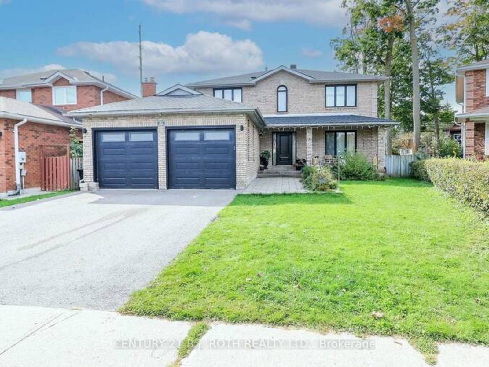 61 BARWICK DRIVE W, Barrie, Ontario L4N 6Z5