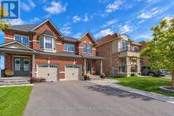 619 SWEETWATER CRESCENT | Newmarket Ontario | Slide Image Two