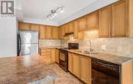 38 - 8 HEMLOCK WAY | Grimsby Ontario | Slide Image Seventeen