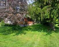 883 7TH AVENUE | Hanover Ontario | Slide Image Three