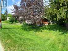 883 7TH AVENUE | Hanover Ontario | Slide Image Four