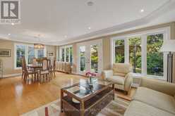 90 BRILLINGER STREET | Richmond Hill Ontario | Slide Image Thirteen