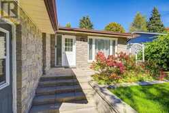 19 SOUTHDALE DRIVE | Huntsville Ontario | Slide Image Two
