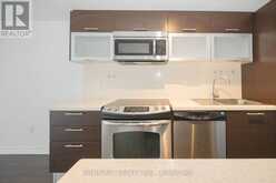 1405 - 386 YONGE STREET | Toronto Ontario | Slide Image Eight