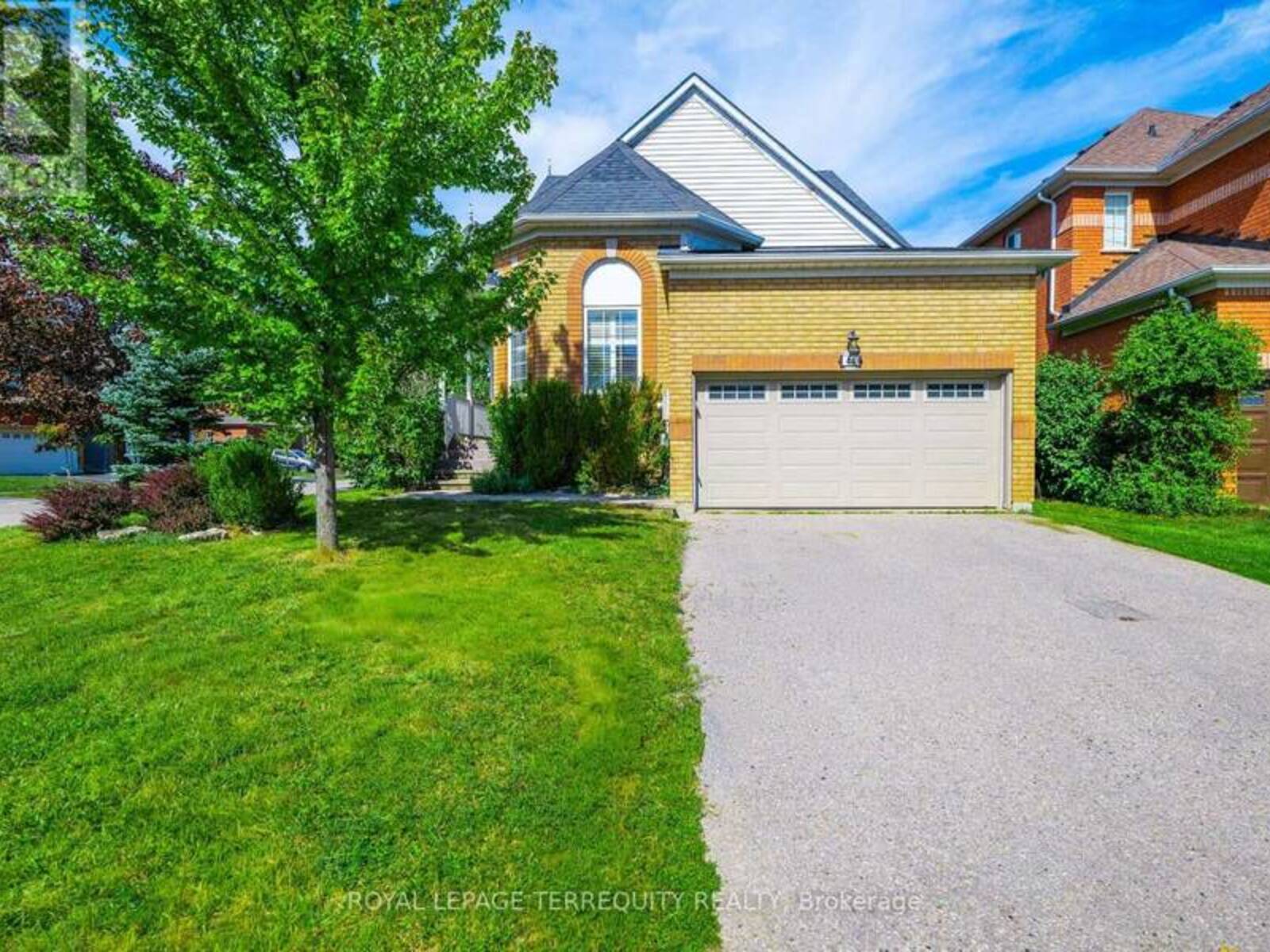 44 IBERVILLE ROAD, Whitby, Ontario L1M 1H7