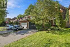 89 CRAWFORD ROSE DRIVE | Aurora Ontario | Slide Image Four