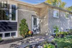 38 TOWNSEND AVENUE | Bradford West Gwillimbury Ontario | Slide Image Two