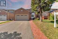 7 DUGGAN DRIVE | Brampton Ontario | Slide Image One