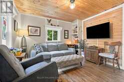 643 NORTH MARY LAKE ROAD | Huntsville Ontario | Slide Image Seventeen