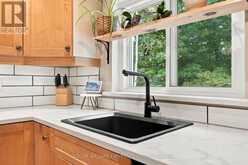 643 NORTH MARY LAKE ROAD | Huntsville Ontario | Slide Image Seven