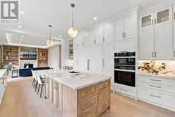 6 NORTH HILLS TERRACE | Toronto Ontario | Slide Image Thirteen