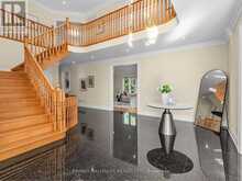 8 RIDGLEY COURT | Richmond Hill Ontario | Slide Image Sixteen