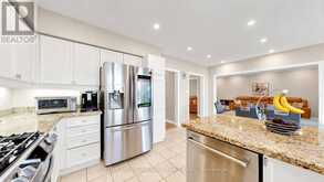 174 CANYON HILL AVENUE | Richmond Hill Ontario | Slide Image Sixteen