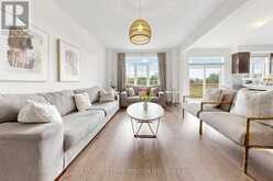 166 FERRAGINE CRESCENT | Bradford West Gwillimbury Ontario | Slide Image Nine
