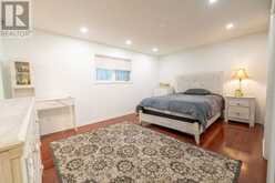 284 MURRAY DRIVE | Aurora Ontario | Slide Image Fifteen