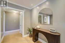 1099 KENT AVENUE | Oakville Ontario | Slide Image Four