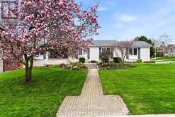 18 TETBURY CRESCENT | Toronto Ontario | Slide Image Forty-two