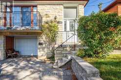 48 DEBBY COURT | Toronto Ontario | Slide Image Three