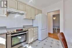 28 CHARRINGTON CRESCENT | Toronto Ontario | Slide Image Twelve