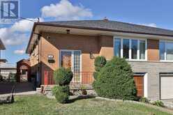 28 CHARRINGTON CRESCENT | Toronto Ontario | Slide Image Two