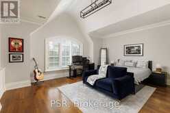 94 MUNRO BOULEVARD | Toronto Ontario | Slide Image Thirty-one