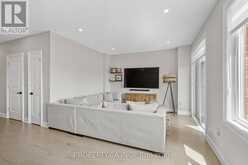 556 NEW ENGLAND COURT | Newmarket Ontario | Slide Image Thirty-seven