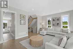 556 NEW ENGLAND COURT | Newmarket Ontario | Slide Image Five