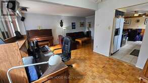 1 - 86A BERNICK DRIVE | Barrie Ontario | Slide Image Thirteen