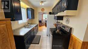 1 - 86A BERNICK DRIVE | Barrie Ontario | Slide Image Five