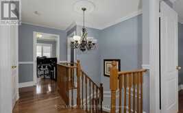 86 BUICK BOULEVARD | Brampton Ontario | Slide Image Ten