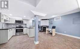 86 BUICK BOULEVARD | Brampton Ontario | Slide Image Seventeen