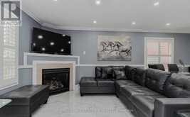 86 BUICK BOULEVARD | Brampton Ontario | Slide Image Six