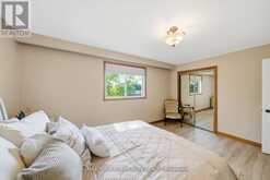 35 SUNVALE DRIVE | Toronto Ontario | Slide Image Eighteen